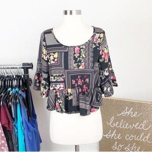 Runway Story floral ruffle crop top